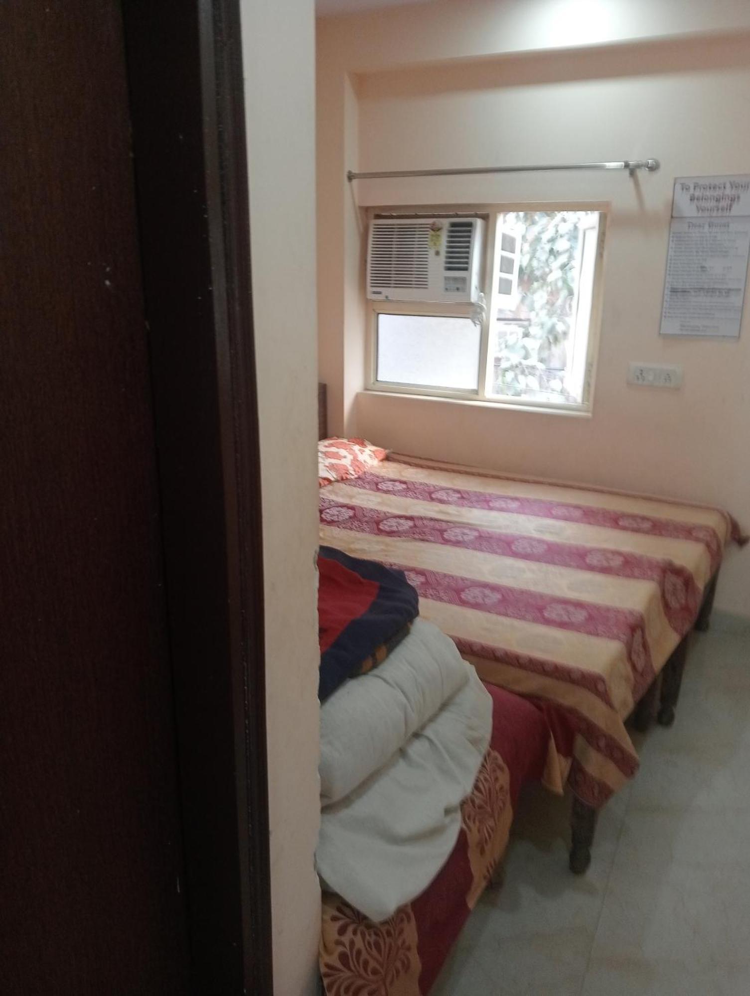 Ever Travel & Pg Guest house New Delhi